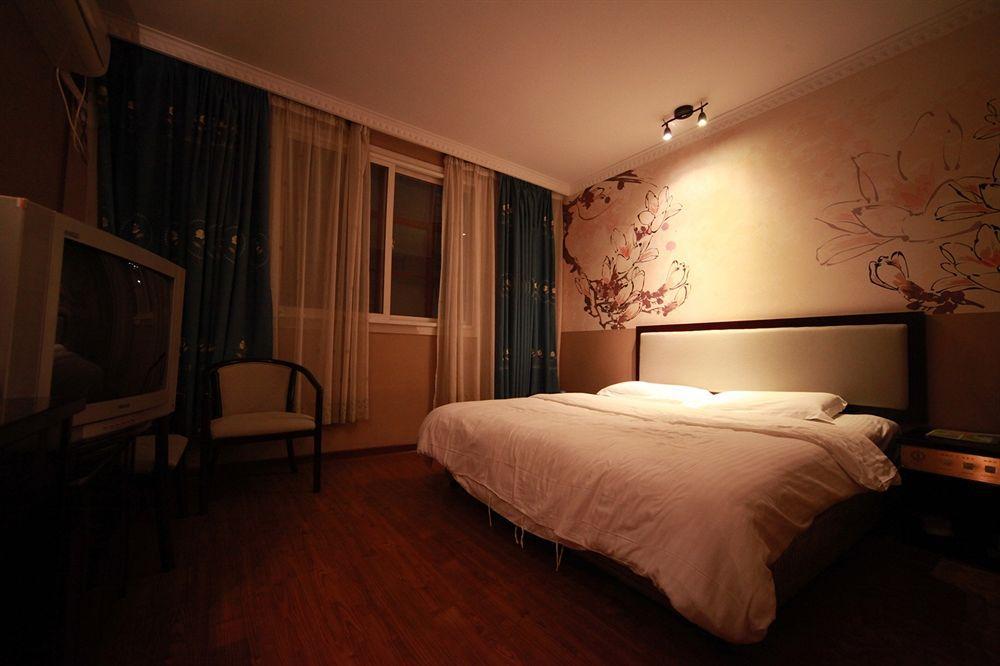 Fish Bund Hotel 3*
